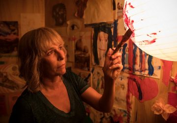 Andrea Beltrão volta às telas com drama intimista "Ela e Eu"