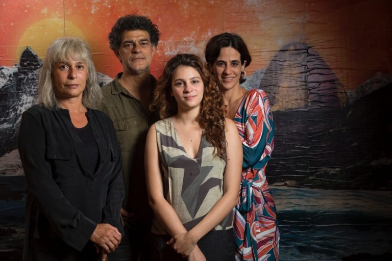 Andrea Beltrão volta às telas com drama intimista "Ela e Eu"