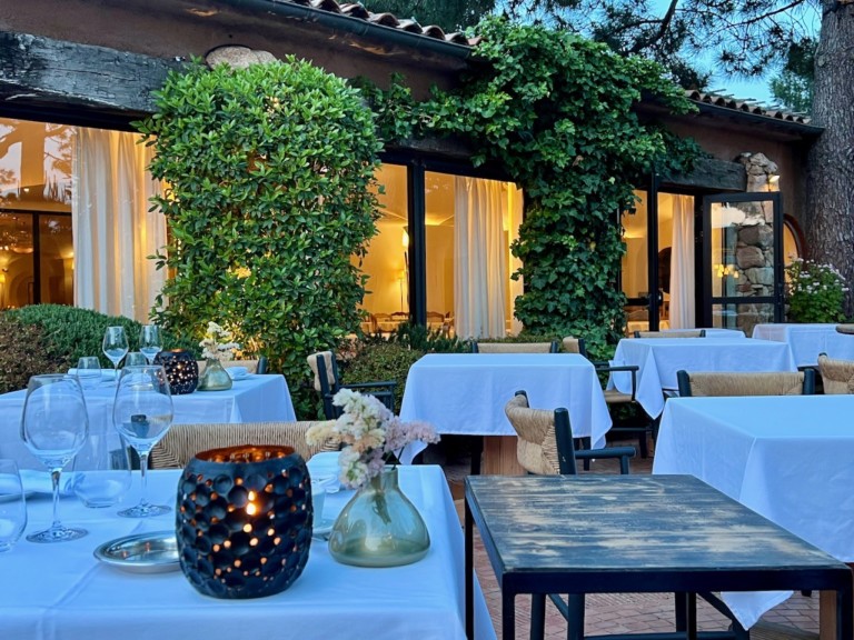 Fernanda Fehring - Le Grand Hôtel de Cala Rossa