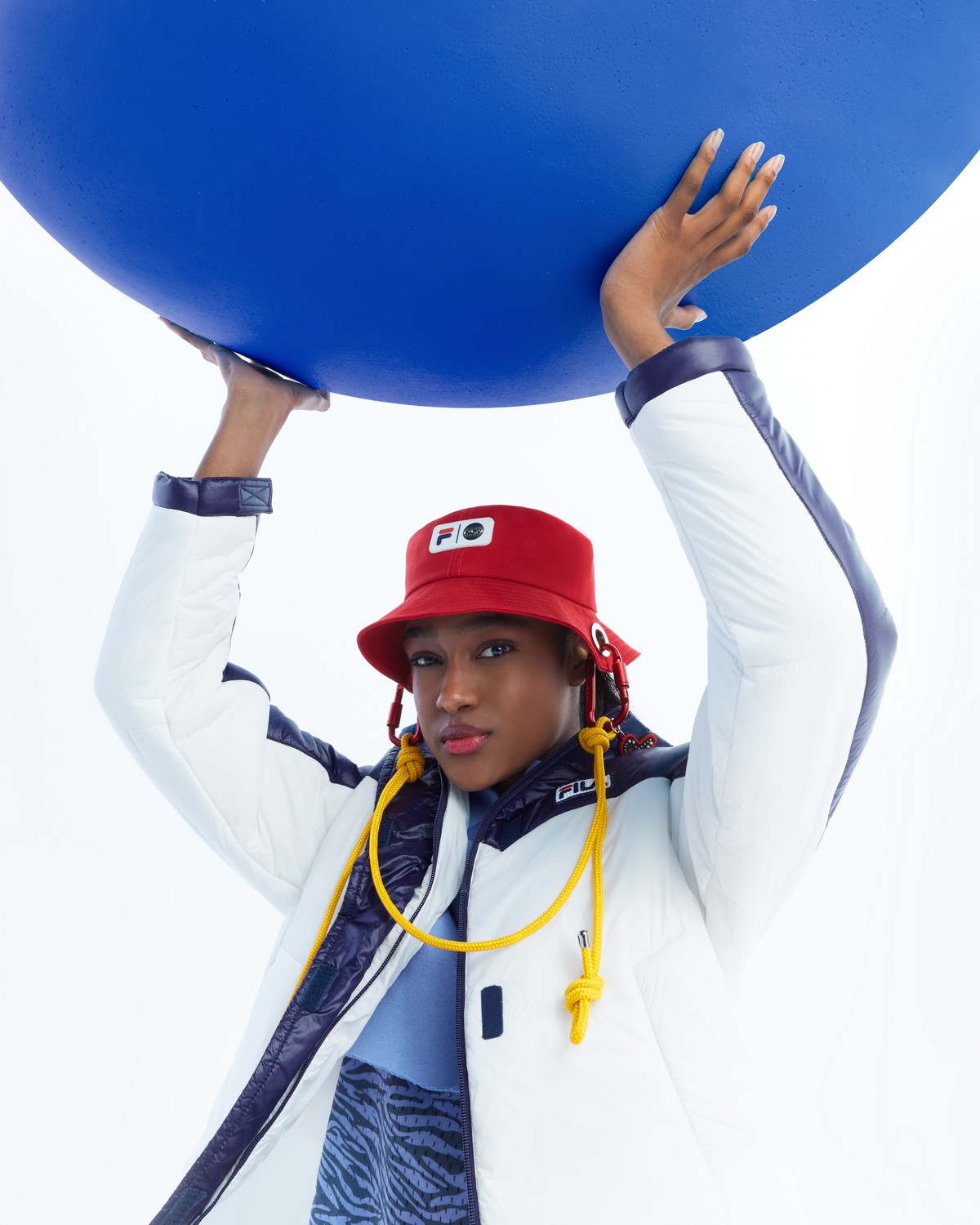 Fila e Alexandre Pavão: collab