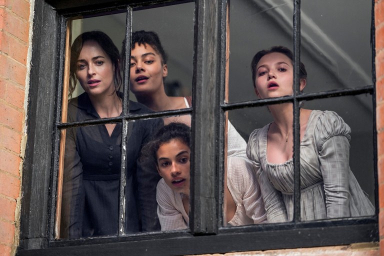 Com Dakota Johnson e diretora, Netflix faz jus ao legado de Jane Austen em "Persuasão"