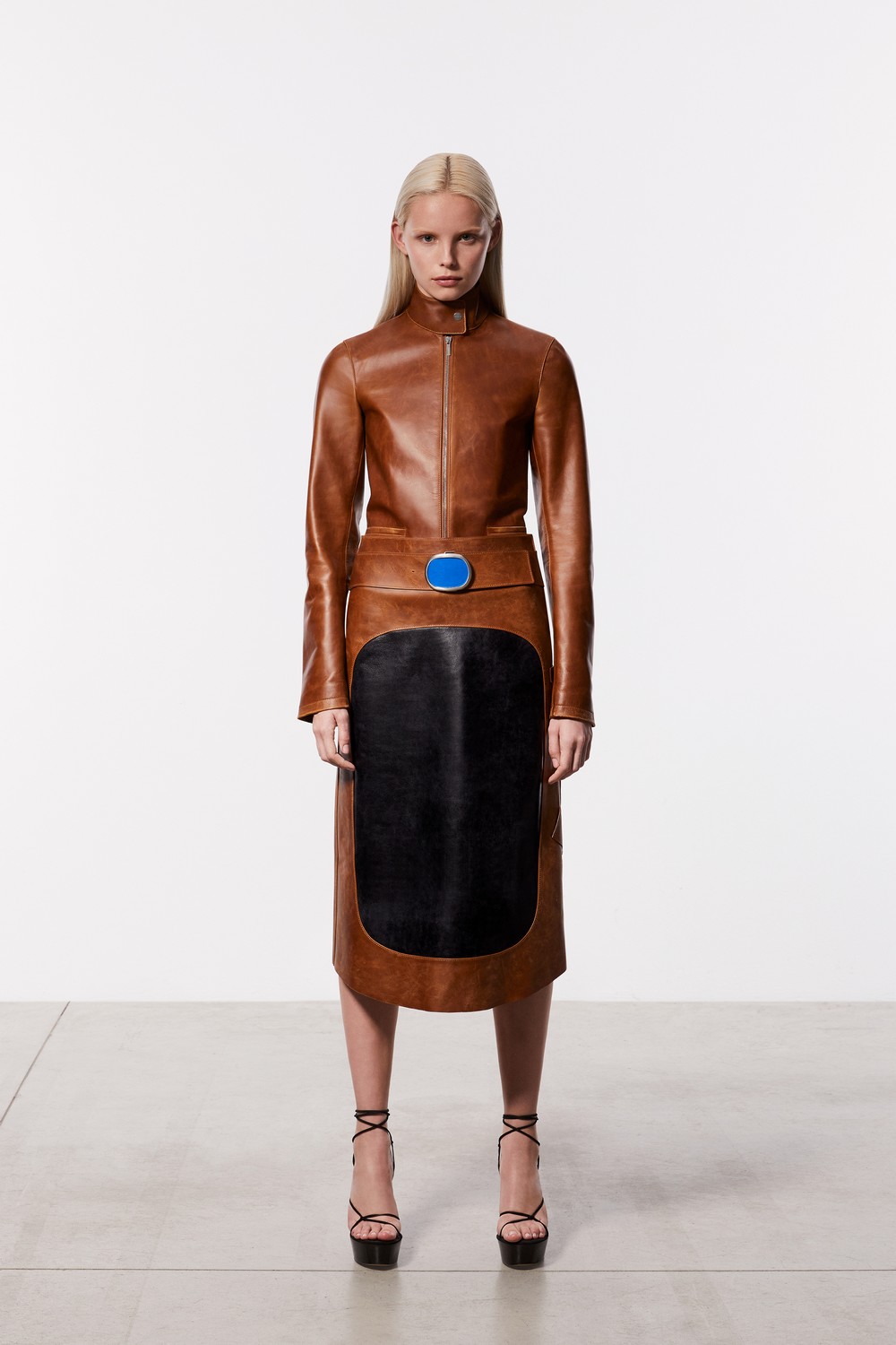 Ferragamo apresenta pre-fall 2023 inspirado em Hollywood