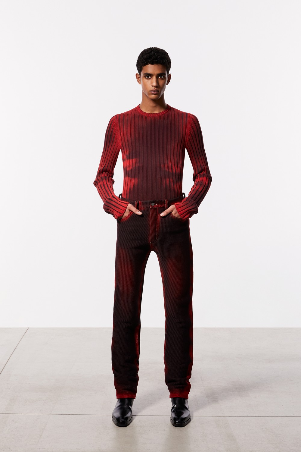 Ferragamo apresenta pre-fall 2023 inspirado em Hollywood