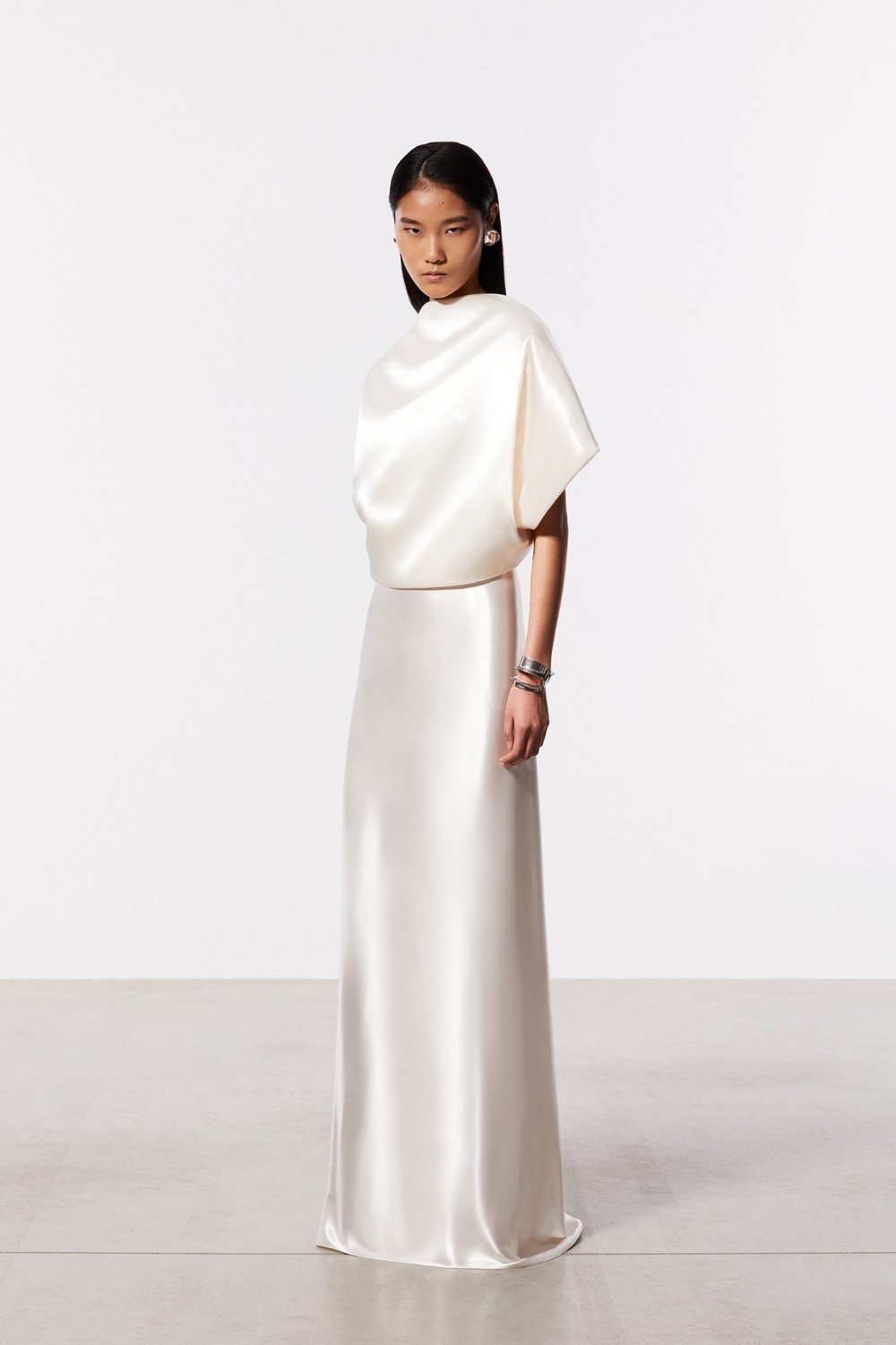 Ferragamo apresenta pre-fall 2023 inspirado em Hollywood