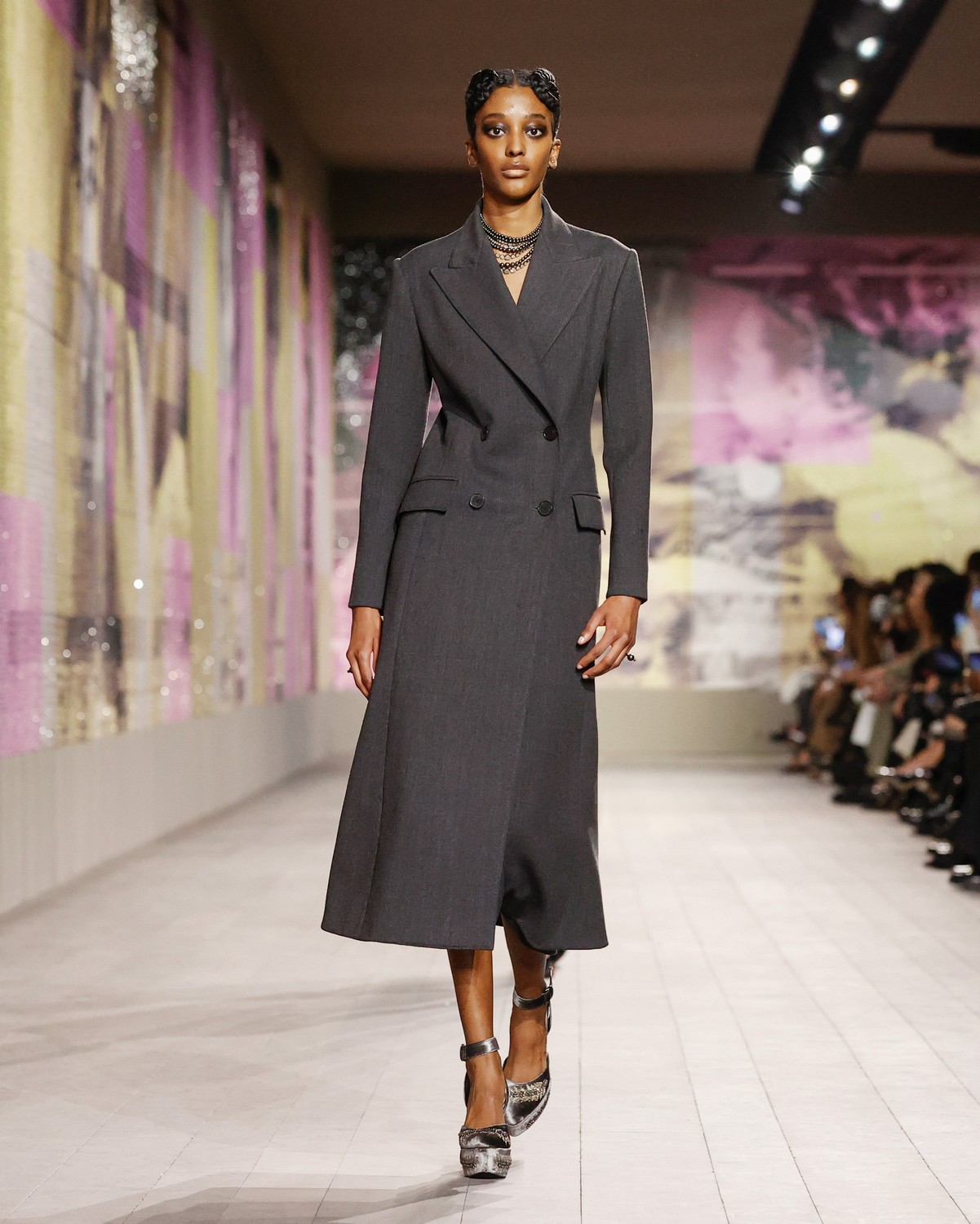 Alta-costura: Dior se inspira em Josephine Baker para verão 2023