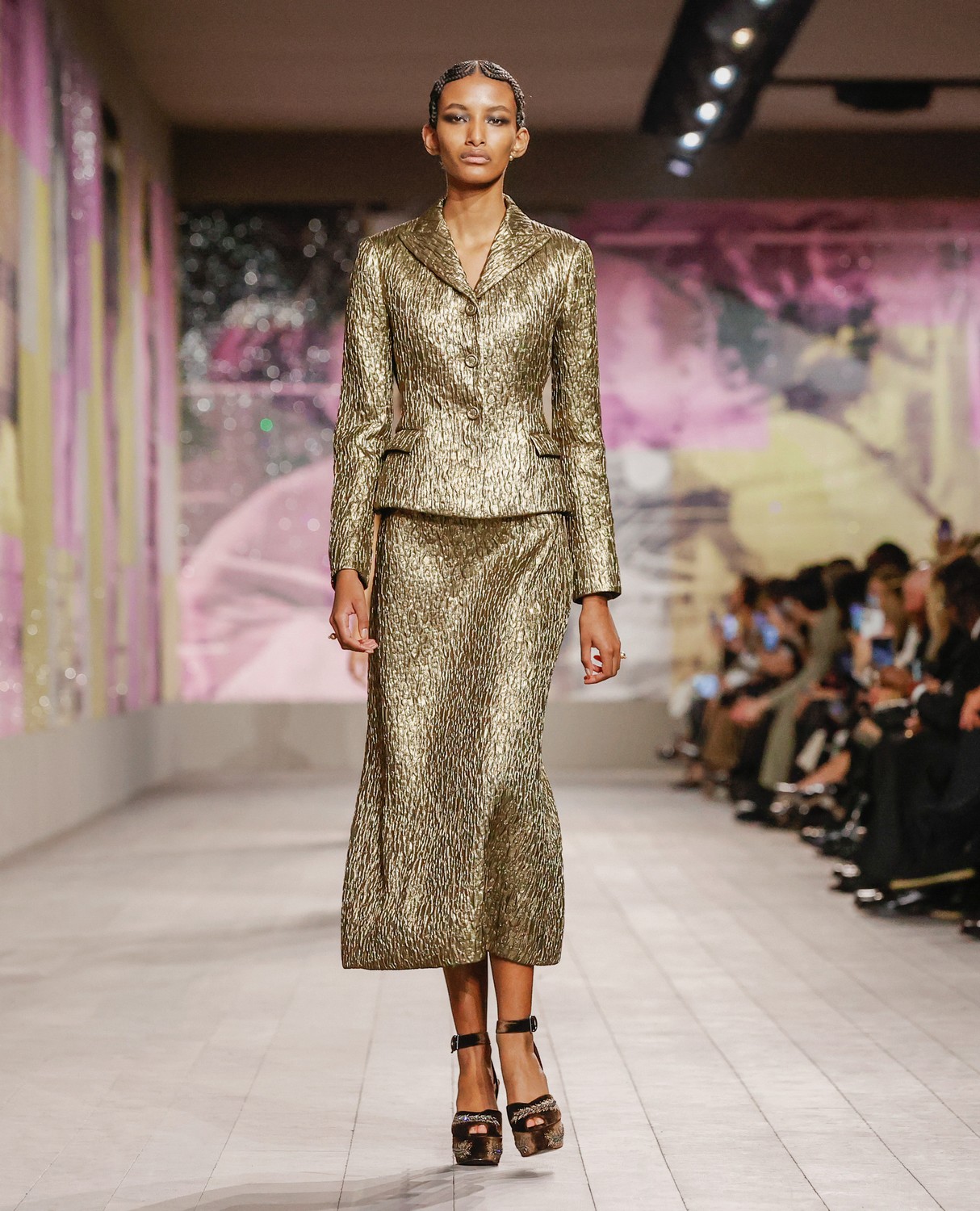 Alta-costura: Dior se inspira em Josephine Baker para verão 2023