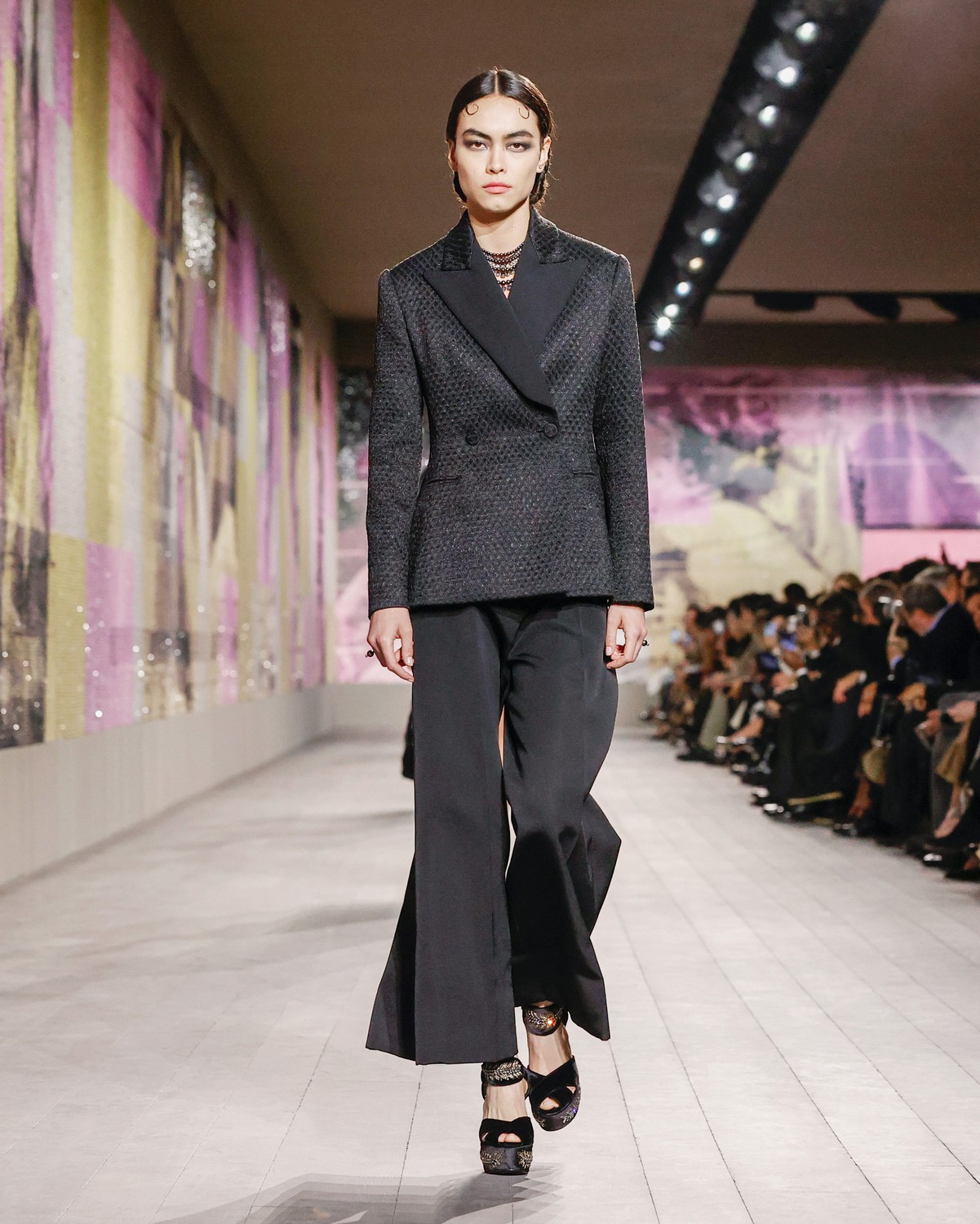 Alta-costura: Dior se inspira em Josephine Baker para verão 2023