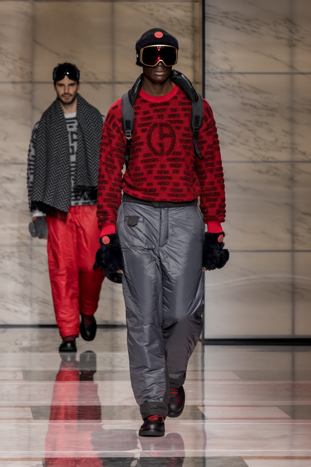 Giorgio Armani inspirasse nos átrios italianos para inverno 2023