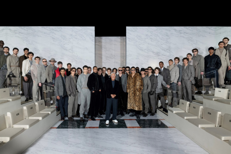 Giorgio Armani inspirasse nos átrios italianos para inverno 2023