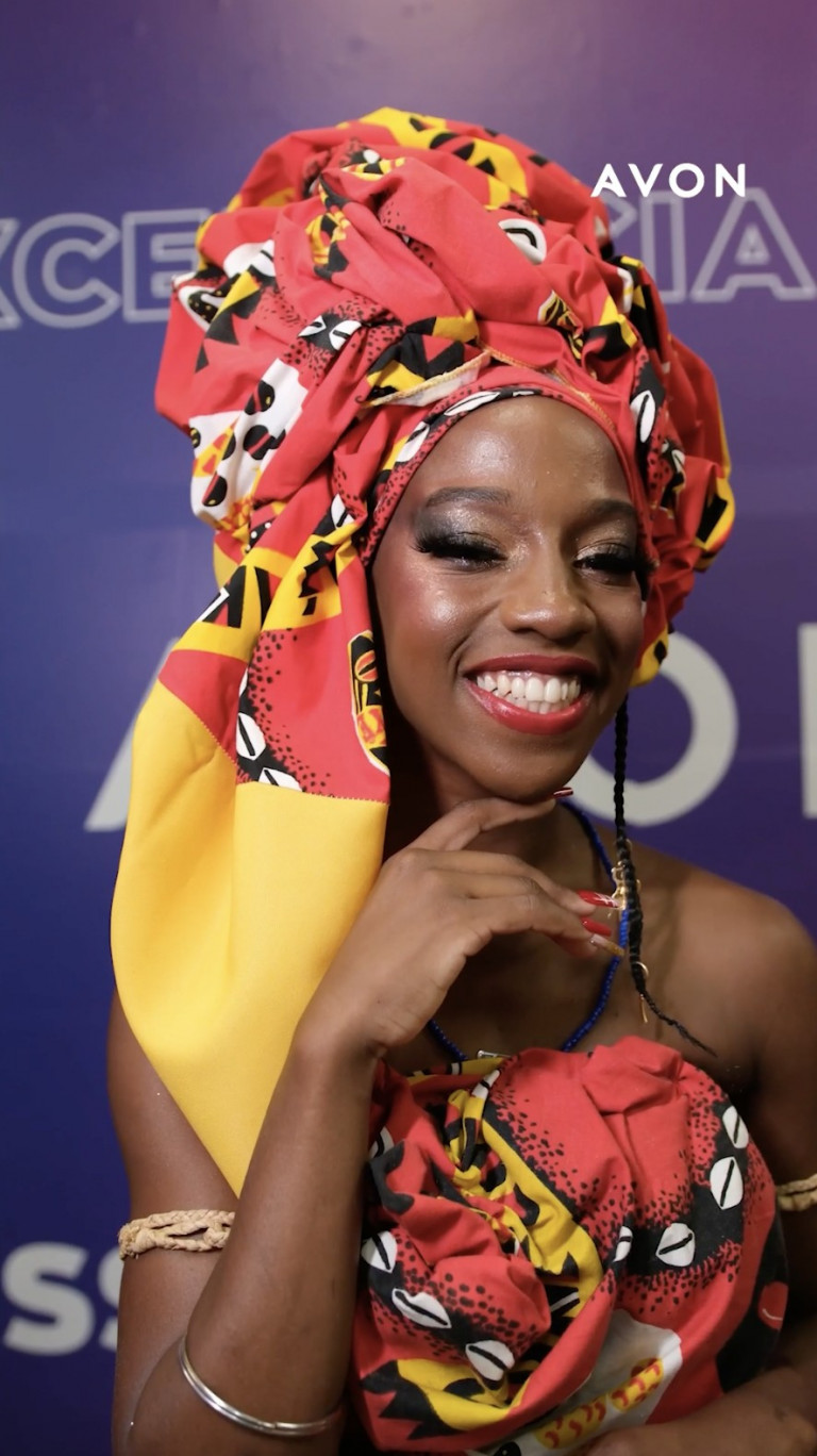 A beleza e o tempo: Avon se une ao Ilê Aiyê pelo 4º ano para celebrar as Deusas do Ébano