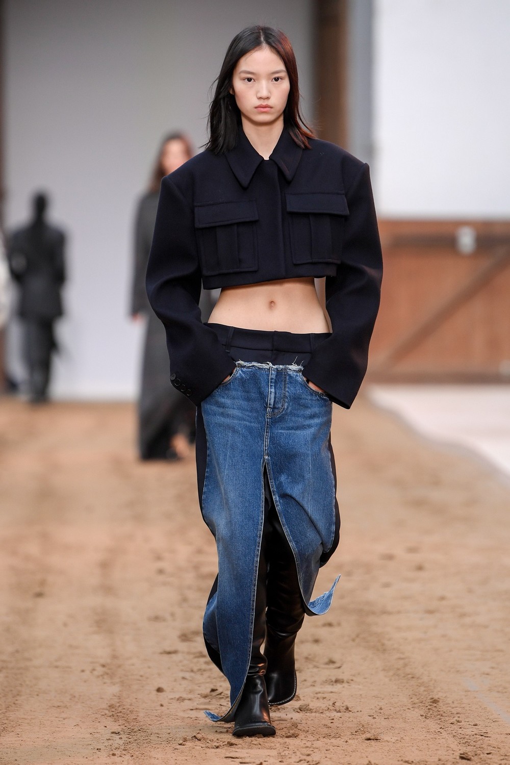Stella McCartney se inspira no universo equestre para inverno 2023
