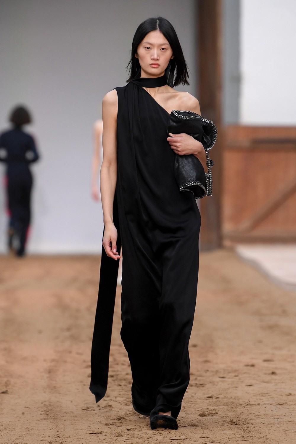 Stella McCartney se inspira no universo equestre para inverno 2023