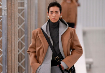 Quiet luxury é aposta de marcas como Miu Miu