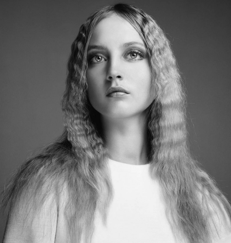 “Avedon: Glamorous”: mostra celebra 100 anos do icônico fotógrafo