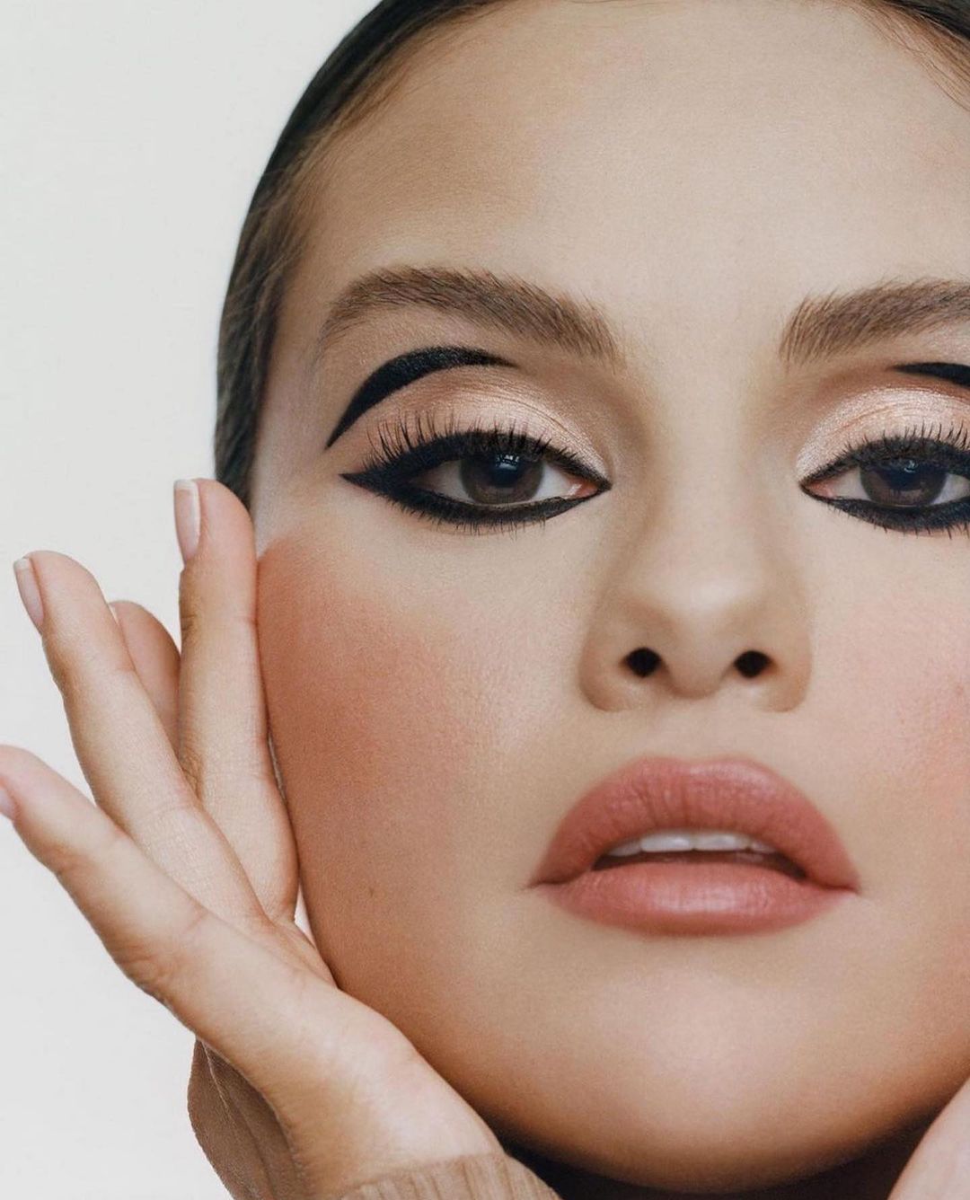 Selena Gomez | Reprodução / Instagram @rarebeauy