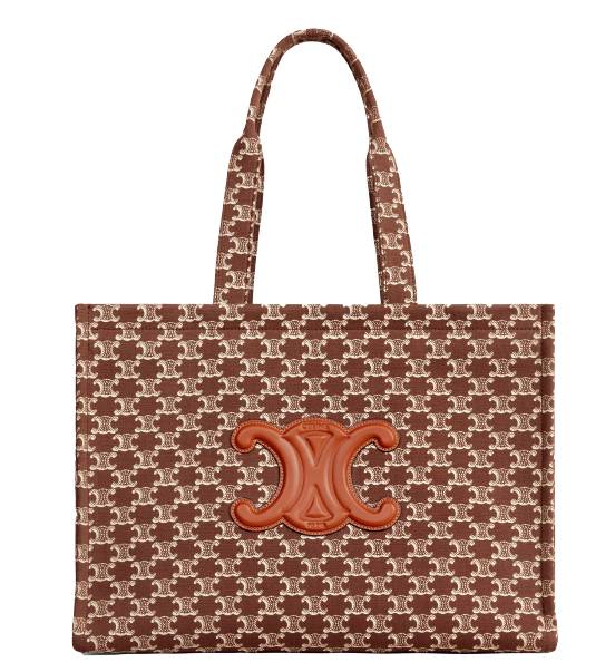 Bolsa estampada, modelo tote, em tons terrosos, da Celine