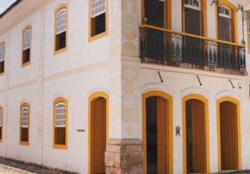 Paraty: Flavia Aranha