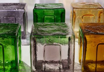 Bancos da 6:AM no desfile da Bottega Veneta