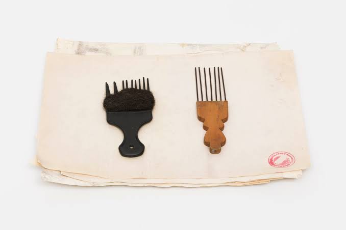 Afro Comb